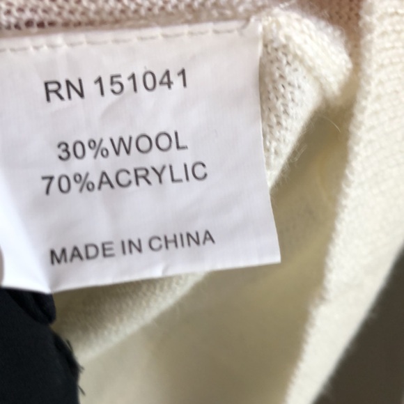 Few Moda New York Cream Black Bow Cardigan - Picture 4 of 5